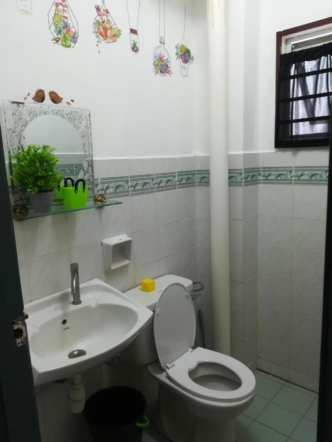 Hagia Medina Muslims Guesthouse Port Dickson Extérieur photo